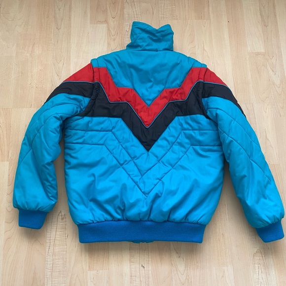 Puffer jacket size: Large - Picture 2 of 7